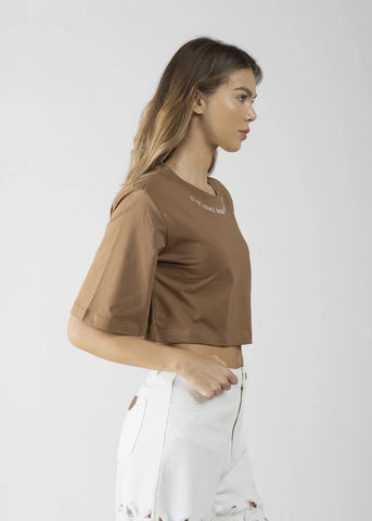 DENNYROSE  611DD64013  T-SHIRT CROP CON RICAMO BROWN