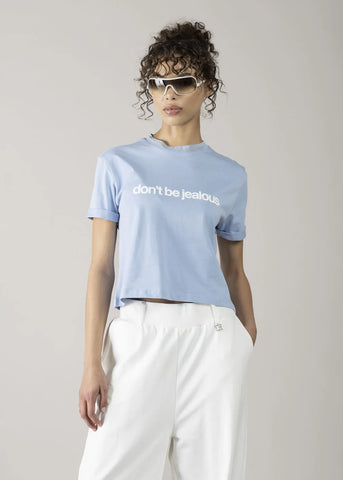 DENNYROSEDD64019  T-SHIRT CROP DON'T BE JEALOUS SKY BLUE