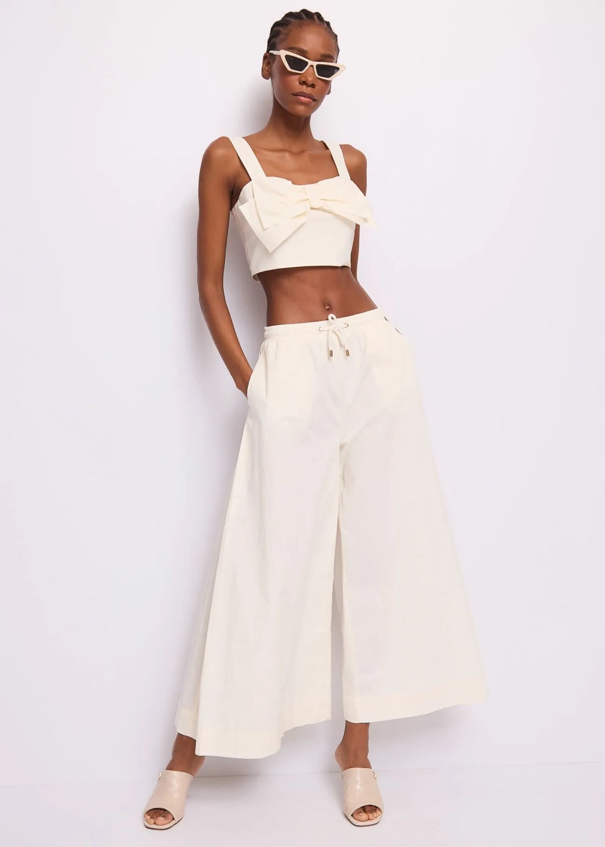 GAUDì 611FD45010  Top bianco da donna con maxi fiocco