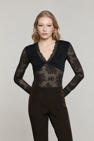 RELISH Body LIORA manica lunga scollo v pizzo